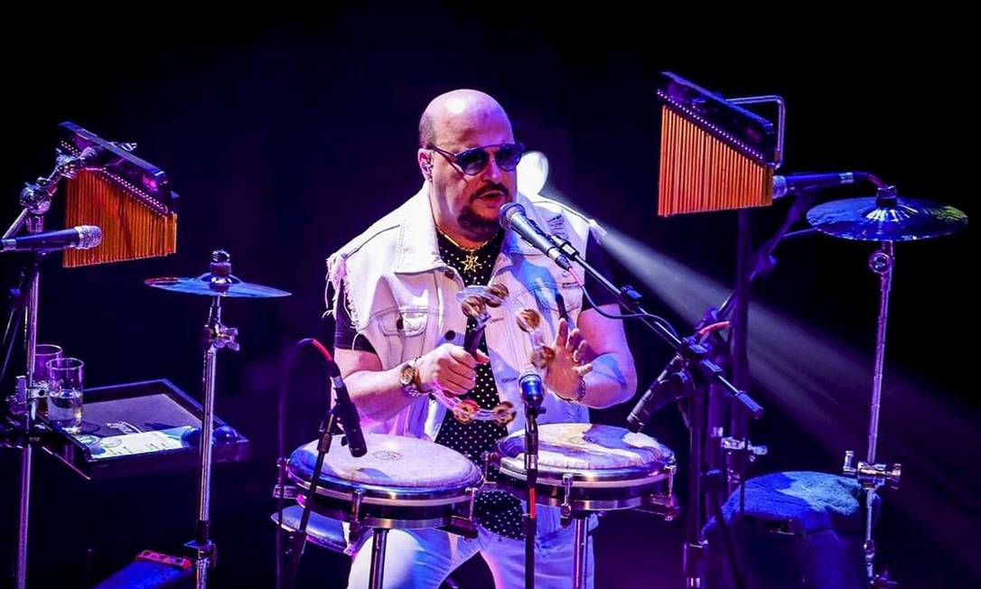 Paulinho, vocalist and percussionist for Roupas Nova, died of Covid-19, at the age of 68, on December 14 Image: clone / Instagram