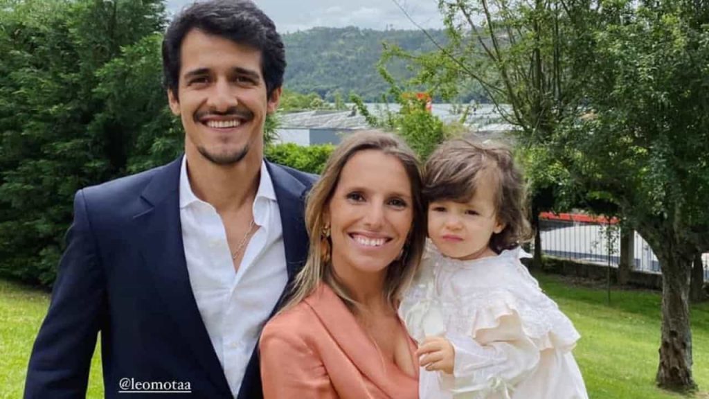 Isaurinha Jardim and Leonardo Mota christen their daughter