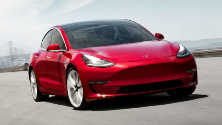 Tesla collects Model Y Model 3 cars