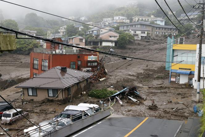 The landslide damaged the Japanese city of Atomic on Saturday 3 July 2021.
