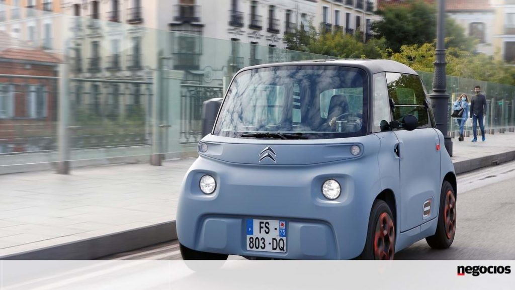 Citroen's small electric car arrives in Portugal in September.  Prices start from 7350 euros - car
