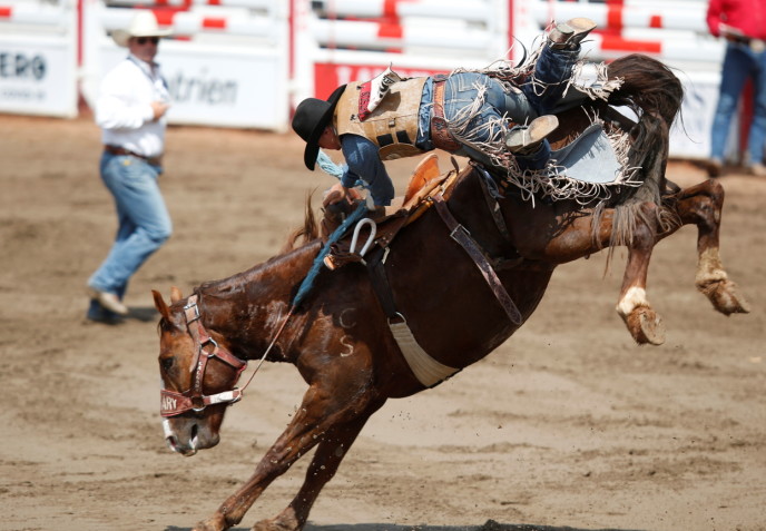 Open - Closed: Rodeo and Cowboy Festival The Calgary Stampede is Alberta's largest annual folk festival.  Here from the deterioration this year in July after cancellations during the Corona Lockdown in 2020. Alberta Corona restrictions are now immediately reimposed after alarming disease numbers.  Photo: Todd Korroll, Reuters/NTP.