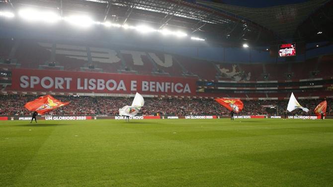 A BOLA - Benítez wants changes in, out and under Estadio da Luz (Benfica)