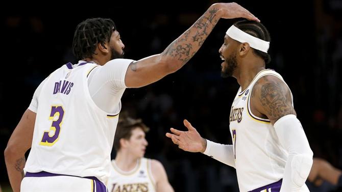 A BOLA - Lakers secure first win of the season, Carmelo makes history (NBA)