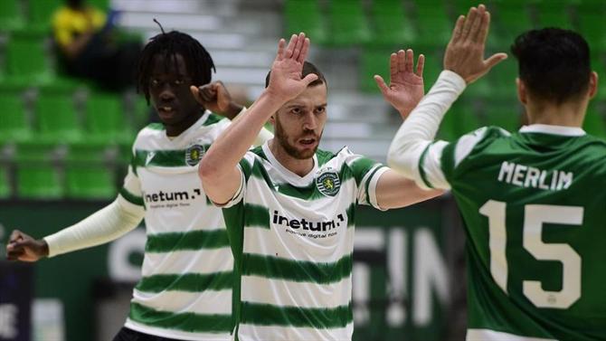 A BOLA - Sporting wins the French champion (4-3) in the Champions League (futsal)