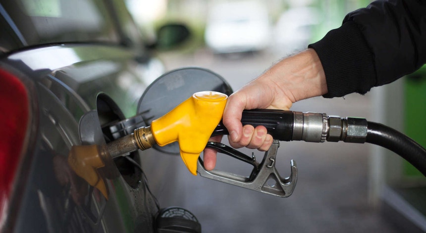Fuel prices go up again on Monday