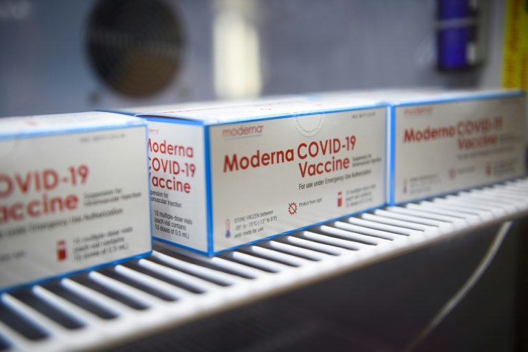 Aprovação de vacina da Moderna para adolescentes é adiada nos EUA