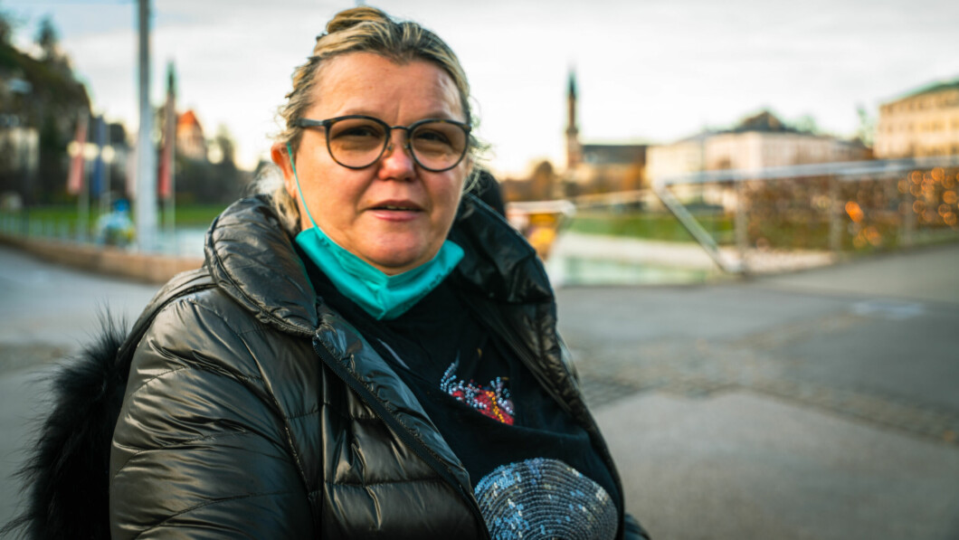 Concern: Pensioner Imseta Srna is worried about children and young people, when Austria is forced to close its doors again.  Photo: Santiago Vergara / TV 2