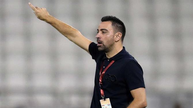 A BOLA - Xavi is negotiating a departure and the players are already saying goodbye to the coach (Qatar)