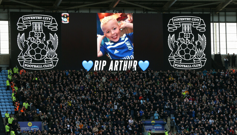 MEMORIAL MOMENT: A memorial service was held for Arthur Labinjo-Hughes prior to the match between Chelsea FC and West Ham on Saturday.  Photo: NTB/Barrington Coombs/PA Photos