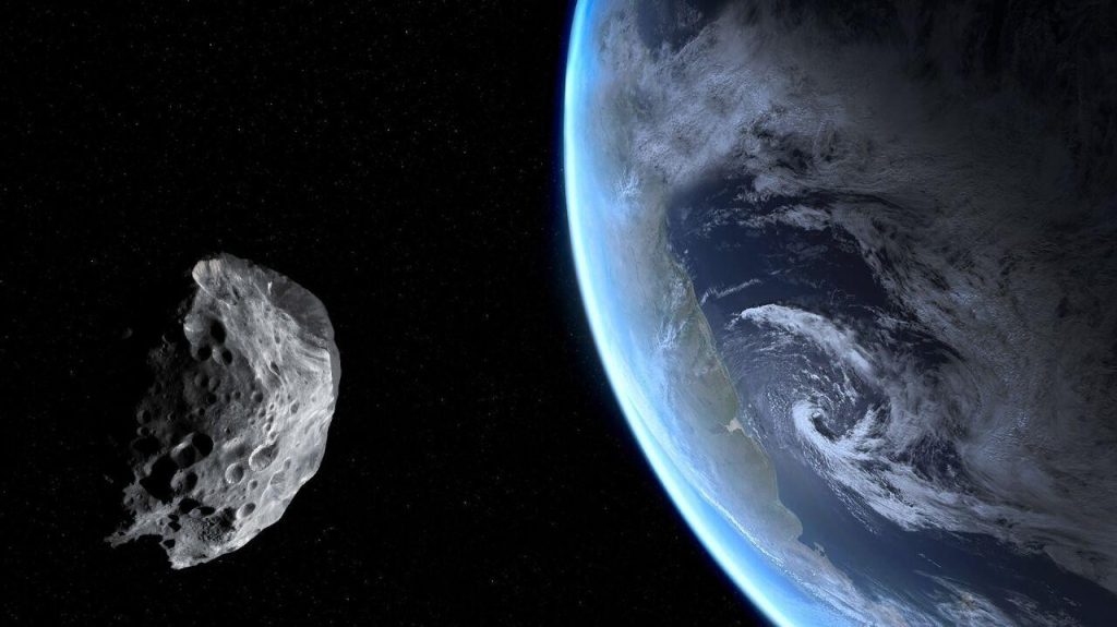 An asteroid estimated to be worth about $ 5 billion will pass through Earth next Saturday
