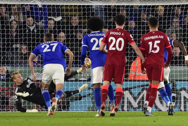 Liverpool City, trapped by Leicester, were allowed to fly to the top of the Premier League