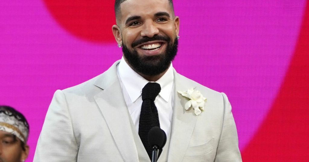 Drake withdraws from Grammy nominations