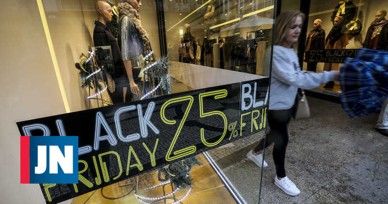More than 80 stores cheated customers about 'White Friday' discounts