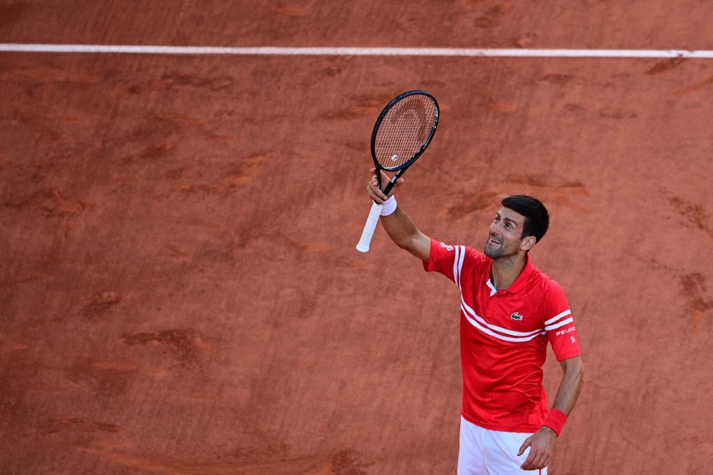 Tennis expert explains that Djokovic "has a very special relationship with science"