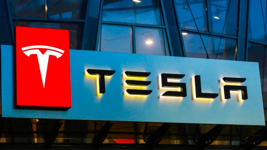 Tesla Full Self Driving carros elétricos preço Elon Musk