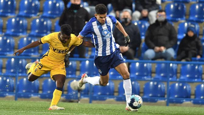 Bola - Porto suffers but is guaranteed a place in the 'half' (Portugal Cup)