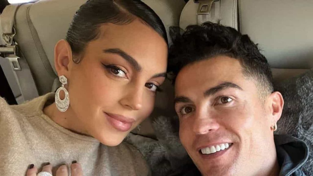 Ronaldo and Georgina secretly married, according to the international press
