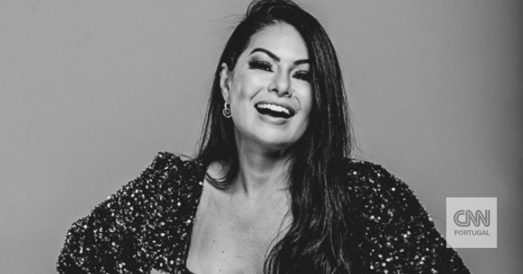 Paulineha Abelha died.  The Brazilian singer was 43 years old
