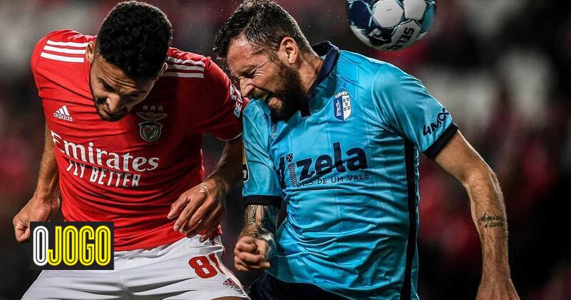 Taarabt was sent off in the seventh minute, and Benfica drew with Vezela