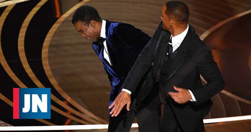 "Unacceptable".  Will Smith apologizes to Chris Rock for the assault