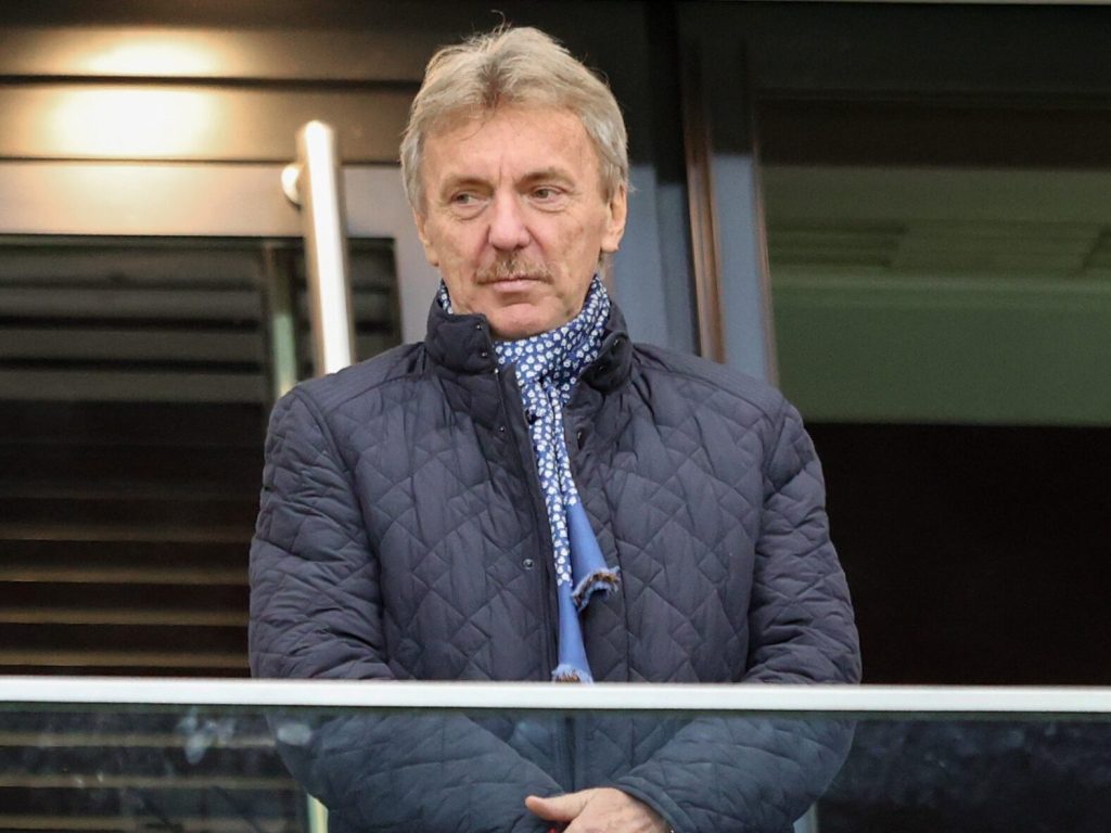 Zbigniew Boniek says who should play in the main position with Sweden.  "It's three times better"