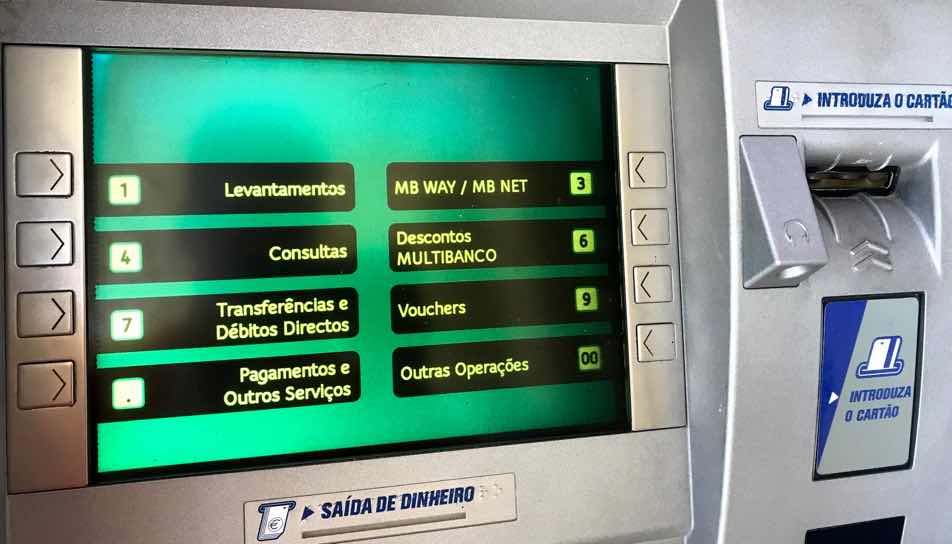 More and more Portuguese have 'low cost' bank accounts