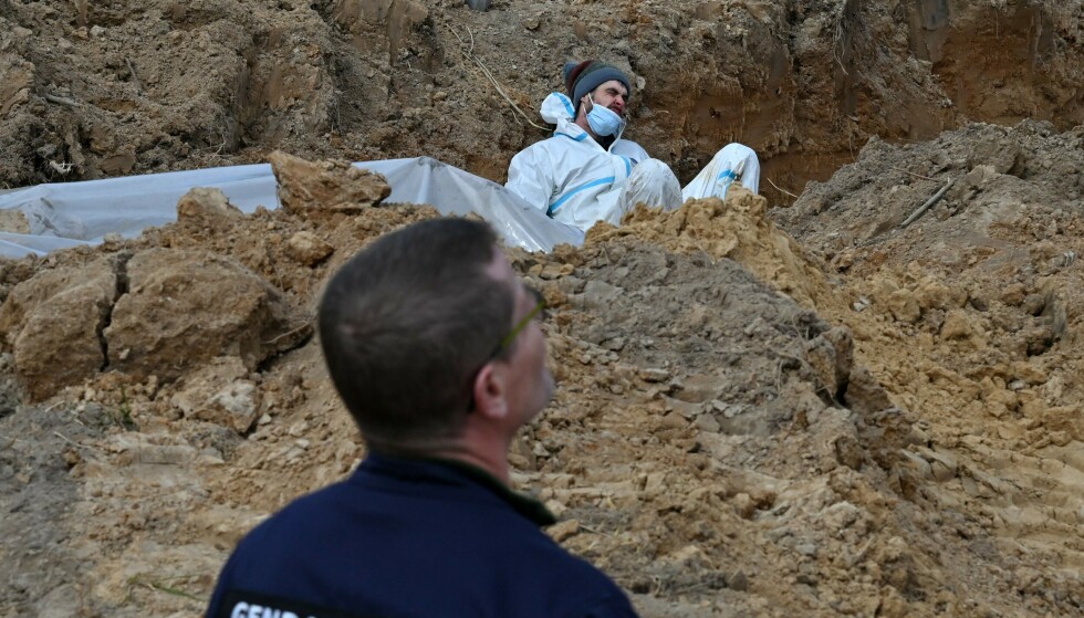French: French scientists and forensic specialists are in town to help with the investigation.  Photo: Sergey Sobinsky/AFP/NTB