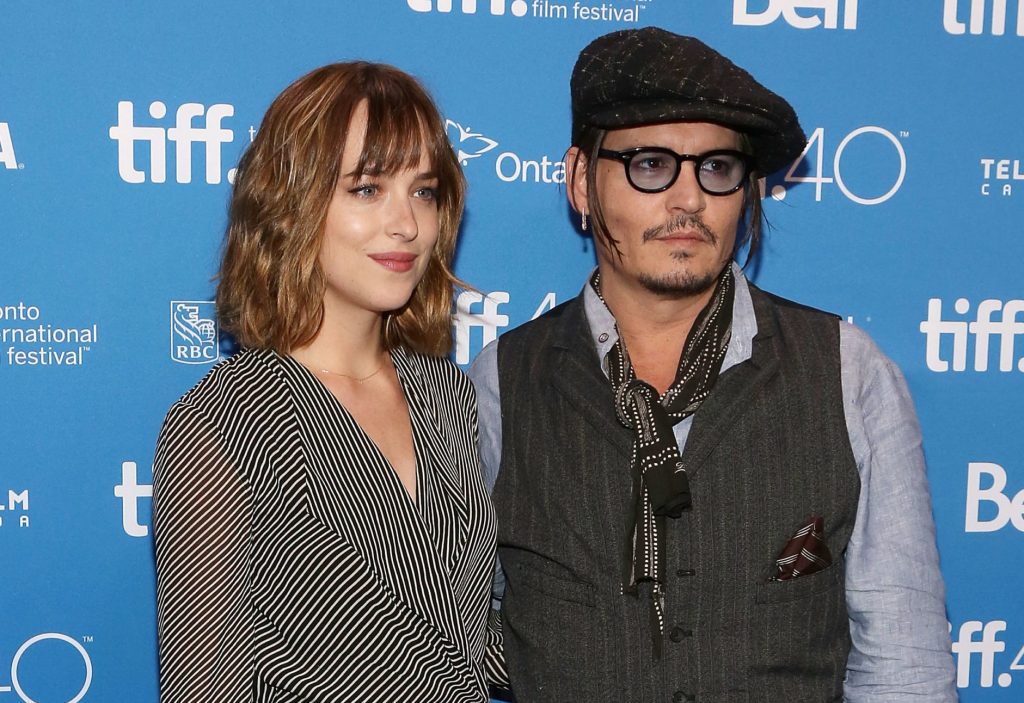 Johnny Depp's Disfigured Finger: The old video with Dakota Johnson that's spreading fast