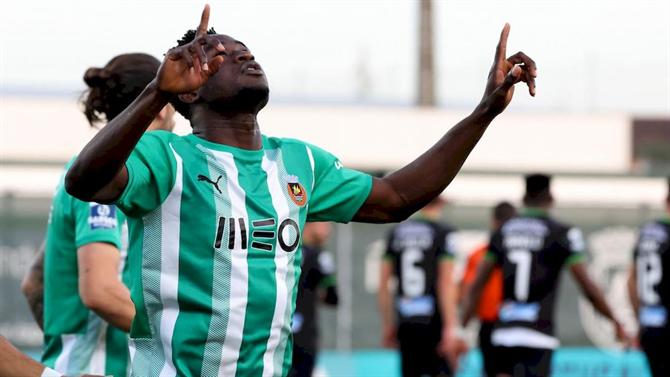 Ball - Rio Ave leader does not hesitate (League 2)