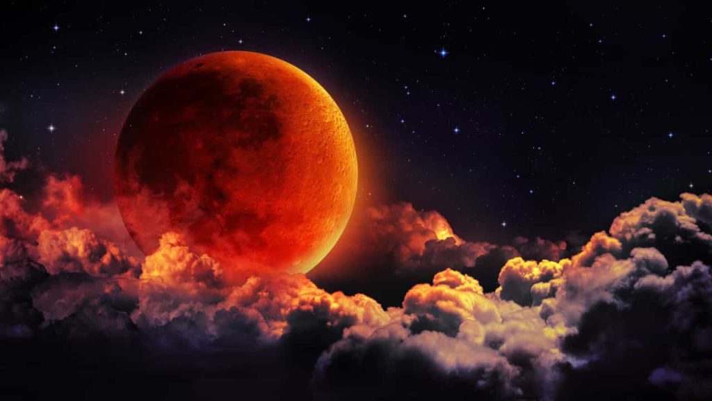 Lunar eclipse visible in Portugal on Monday