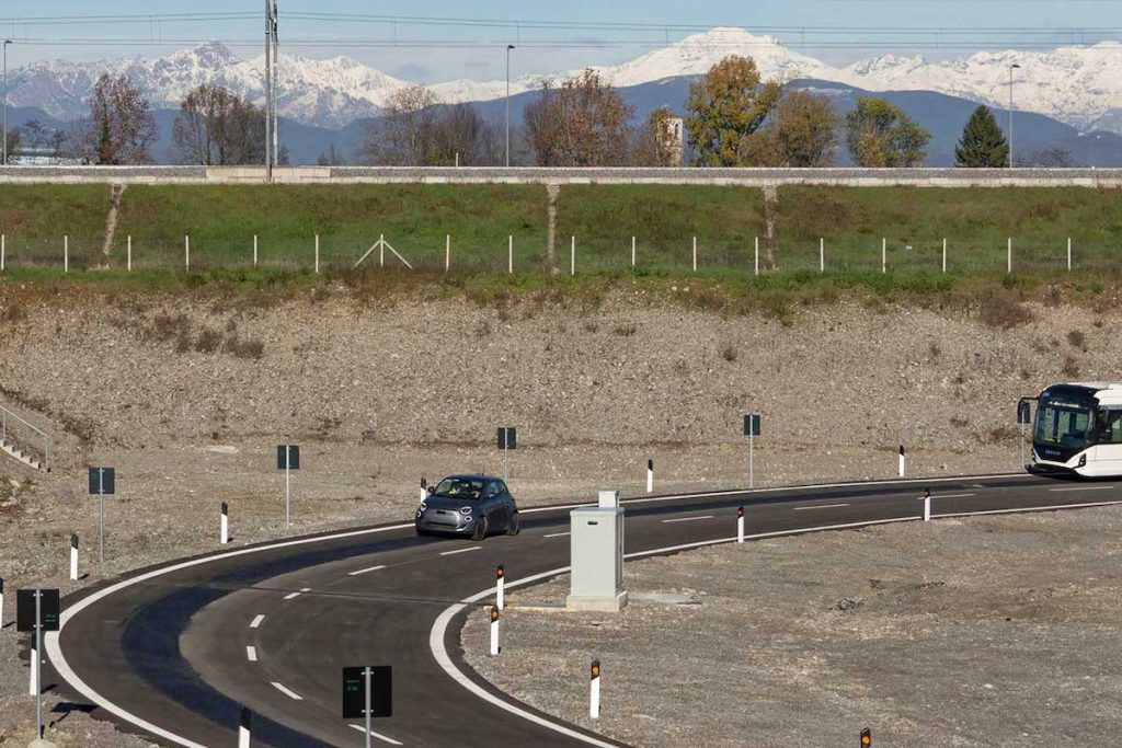 New roads in Italy could wirelessly charge electric cars