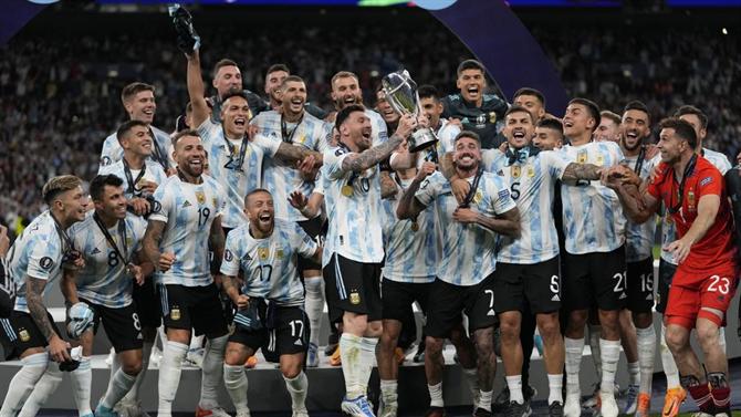 Bola - Argentina, with Otamendi, promoted Italy without Pre (lh) o in the final (international)