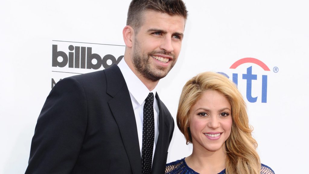 In the divorce proceedings, Shakira and Pique dispute ... a private plane worth 20 million euros
