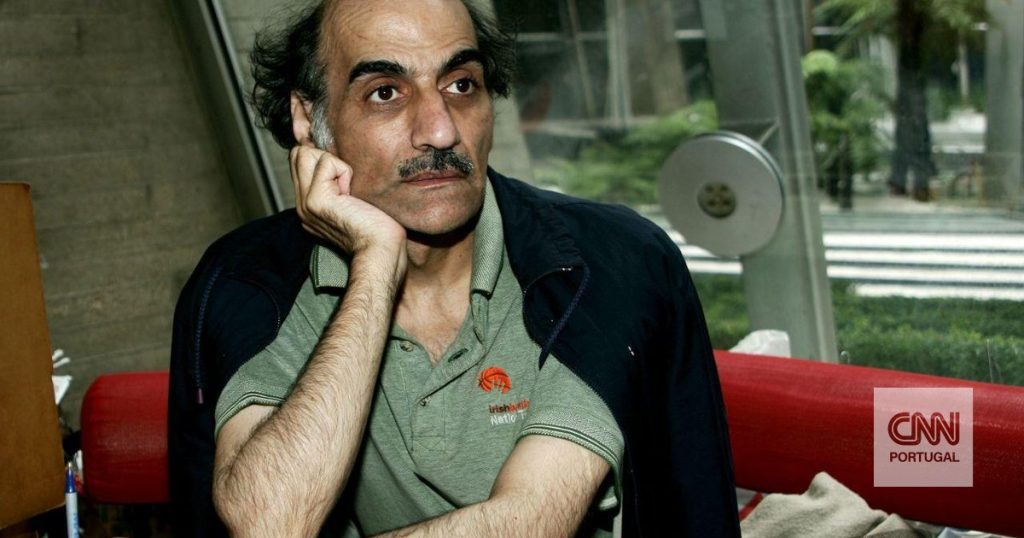 The Iranian Nasseri who lived in the "Airport Lounge" and inspired the movie with Tom Hanks has passed away